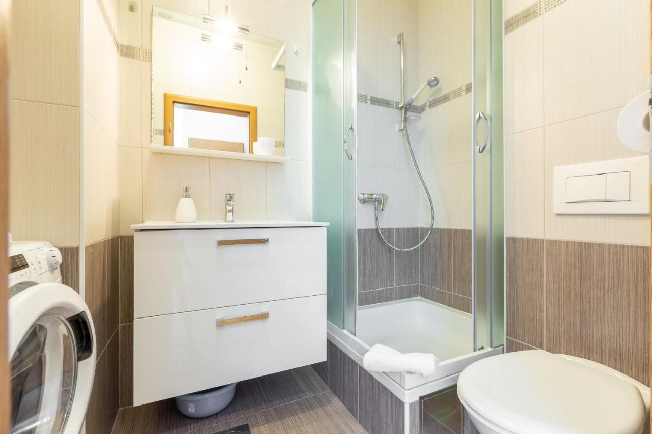 Jadran apartment with balcony&parking garage Zadar Bagian luar foto
